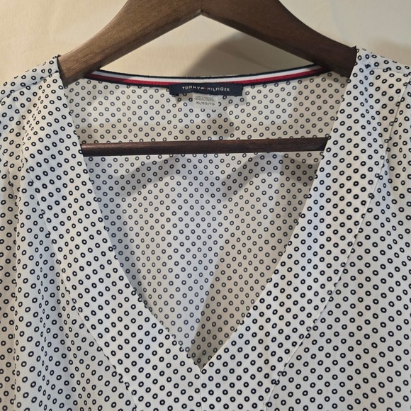 Tommy Hilfiger Womens Dot Print Smocked Waist Peplum Blouse Top XL - Picture 2 of 4